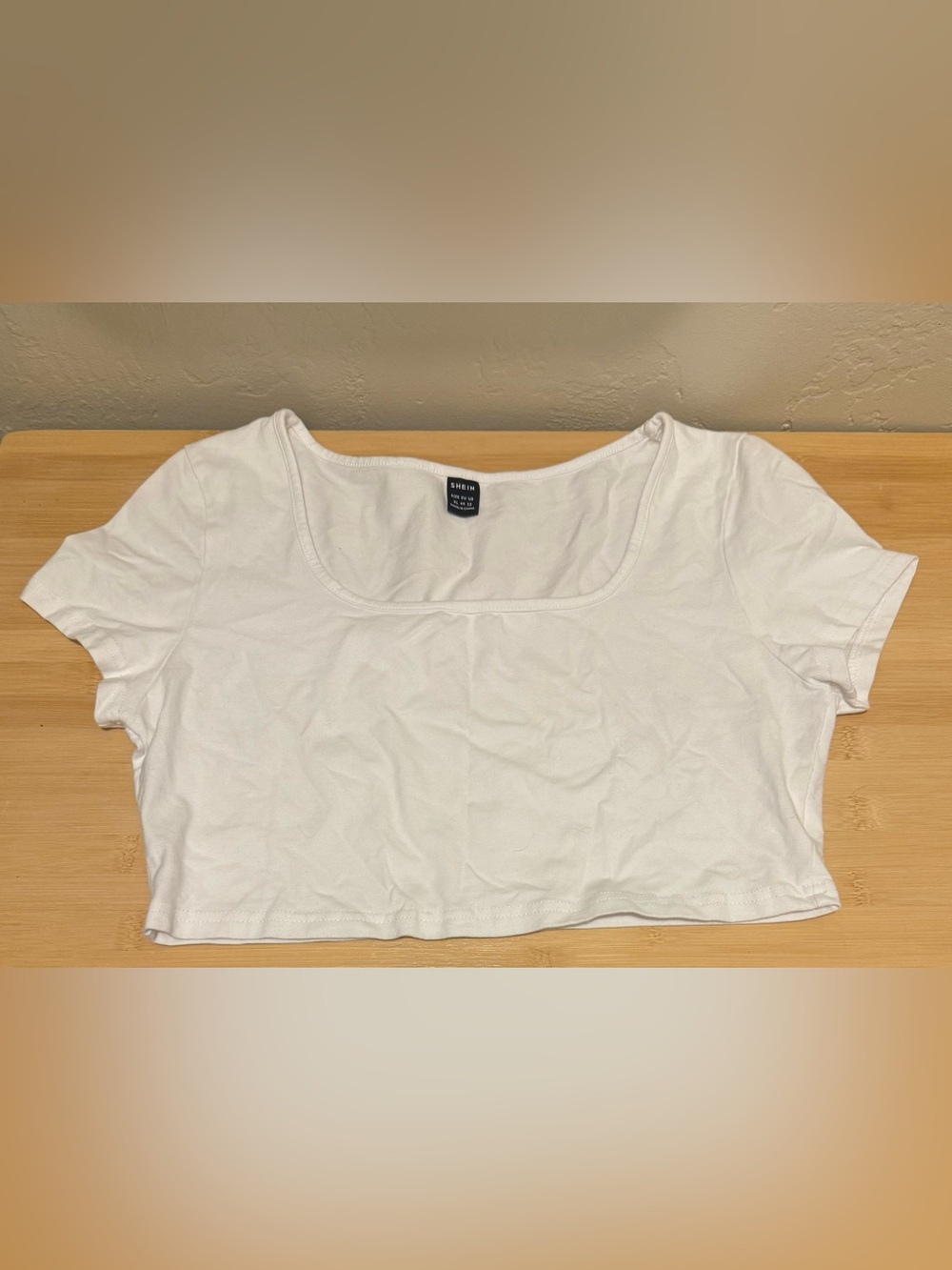 SHEIN White Scoop-Neck Cropped Tank Top (L)